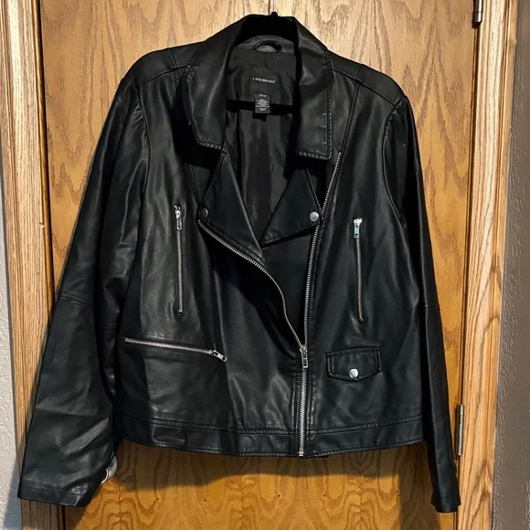 Lane Bryant 22/24 faux Black Leather Jacket - Picture 3 of 6